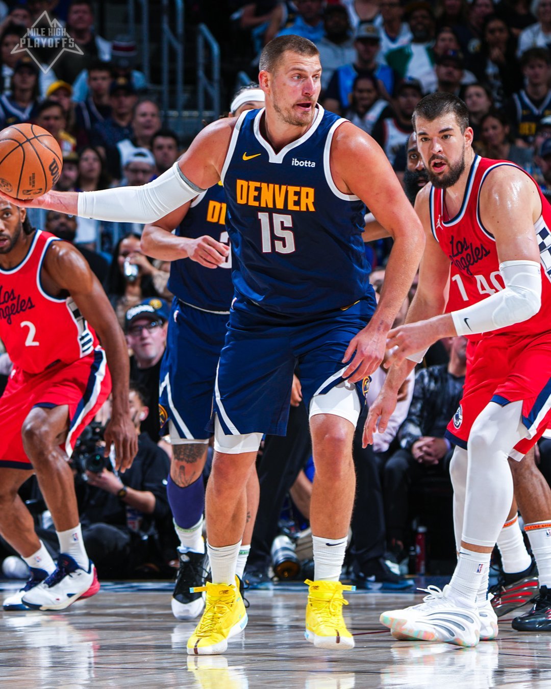 米兰体育网页版-包含国王鏖战步行者，伦纳德三分雨点燃全场的词条