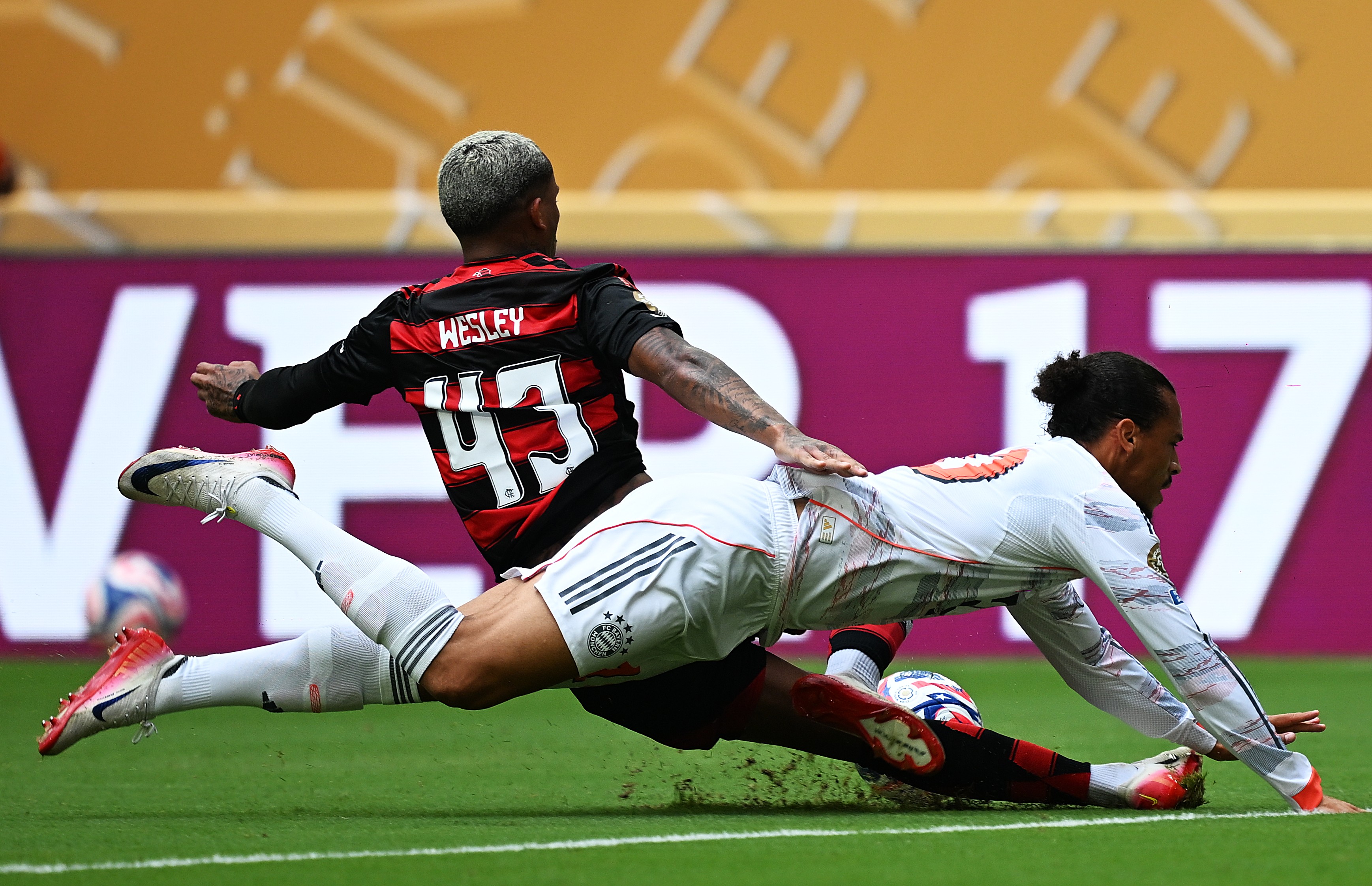 拜仁慕尼黑客场获胜，爆冷击败对手的简单介绍