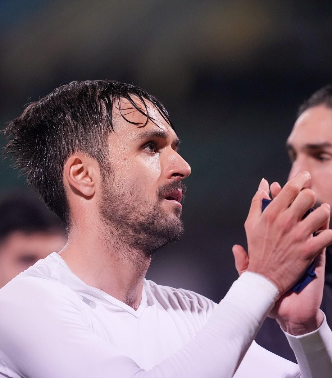 佛罗伦萨球员合练，备战重要战役的简单介绍