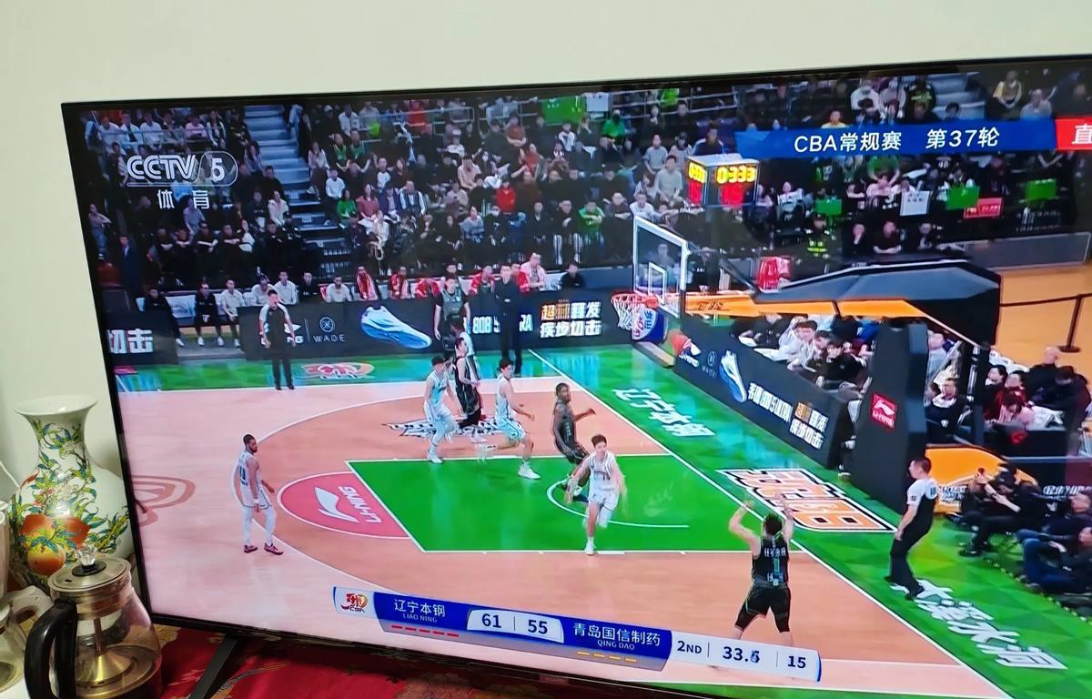 比赛实况直播,球迷热议胜负悬念的简单介绍 比赛实况直播,球迷热议胜负悬念的简单介绍