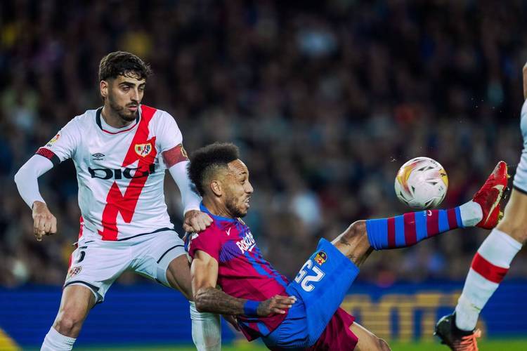 米兰体育官网-西班牙豪门对决，激战中不甘示弱的简单介绍