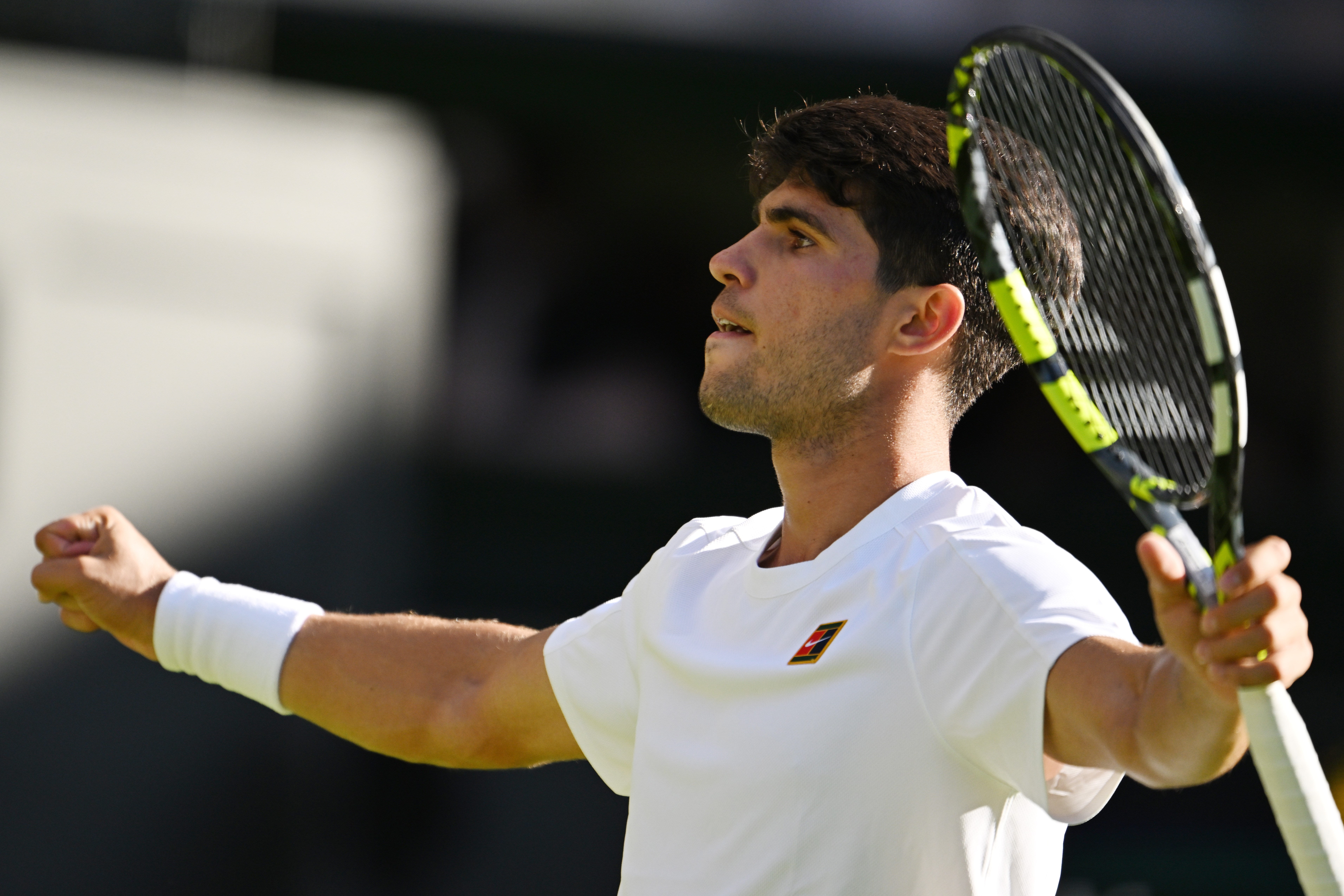 米兰APP下载-关于澳网鏖战温网，阿尔卡拉斯状态火热的信息