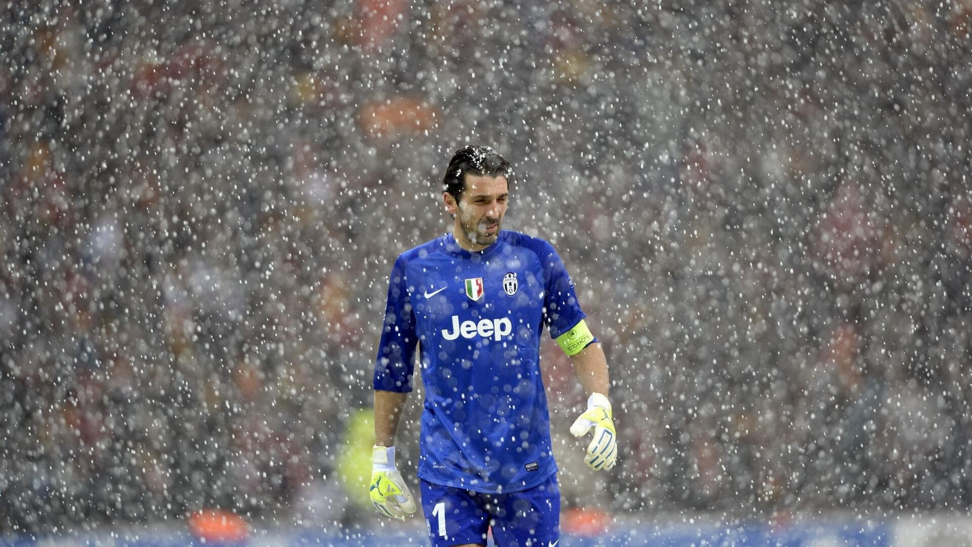 米兰体育下载-萨内冠军级表现点燃全场，佛罗伦萨友谊赛狂胜韩国展现统治力