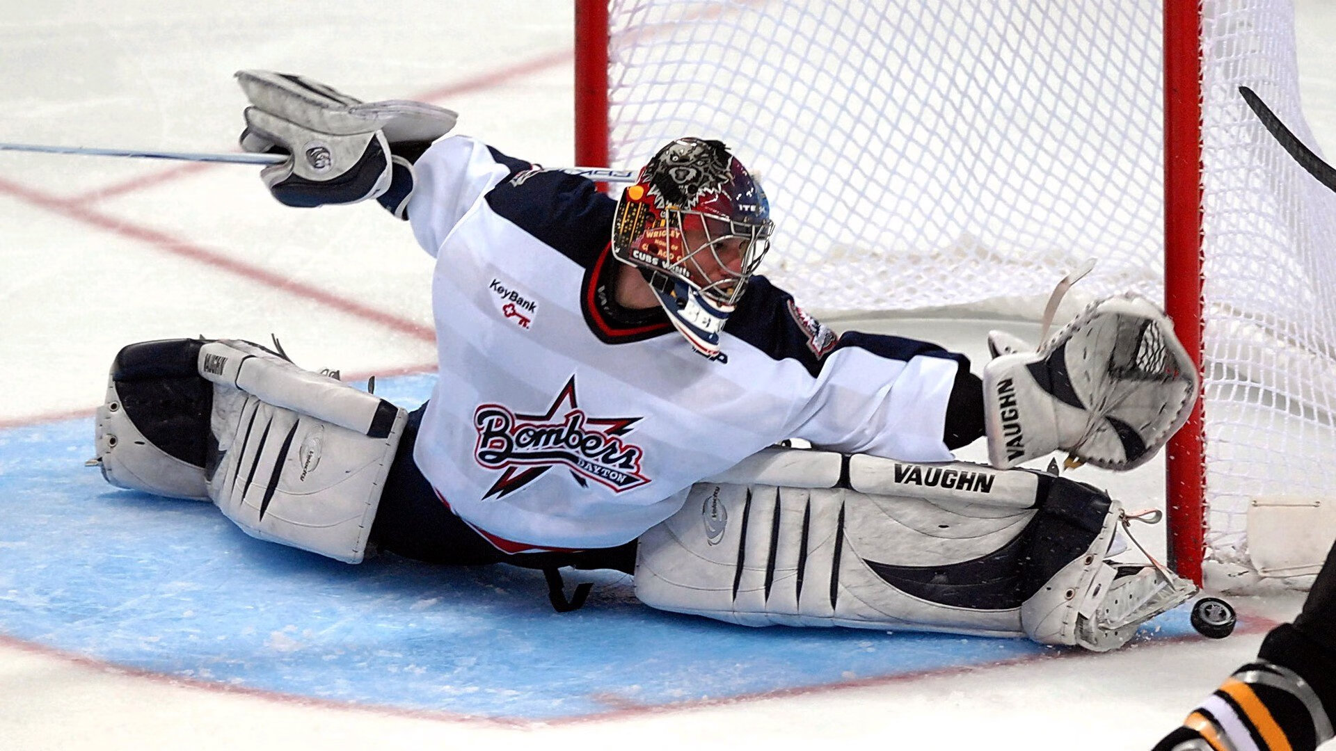 富安健洋存在感拉满，拜仁带走冰岛—一场战术与意志的冰火交响